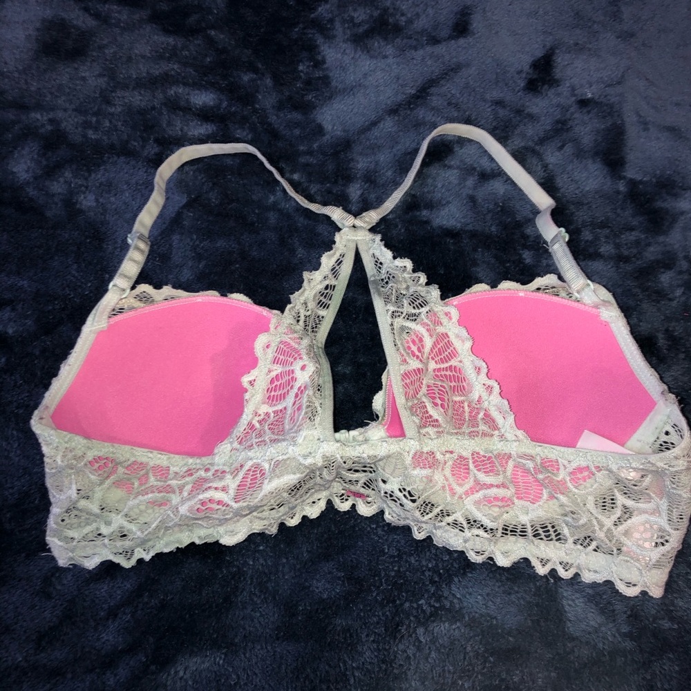 Bra - Picture 2 of 3